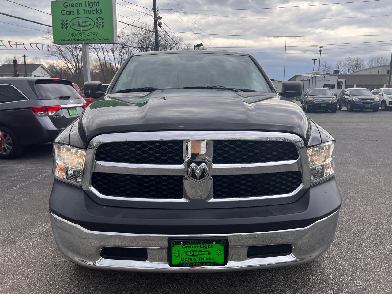 RAM 1500 4WD Crew Cab 140.5" SLT 2015