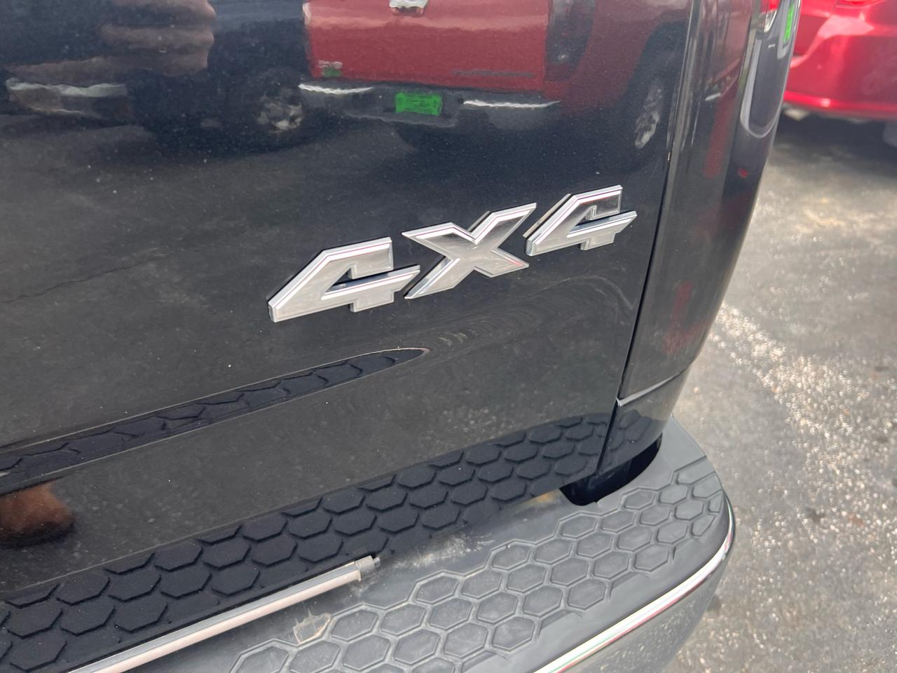 RAM 1500 4WD Crew Cab 140.5" SLT 2015