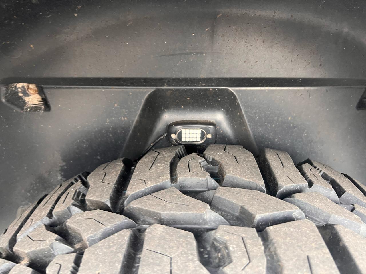 RAM 1500 4WD Crew Cab 140.5" SLT 2015