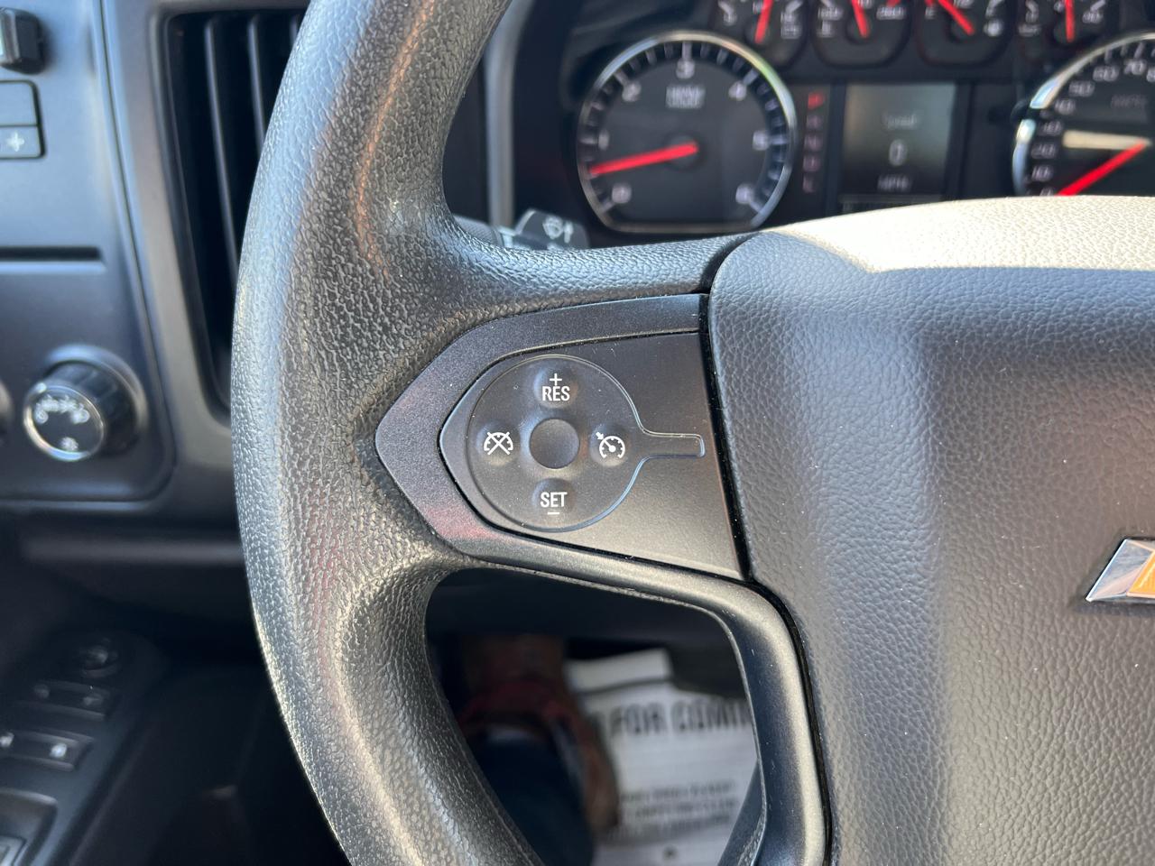 Chevrolet Silverado 1500 4WD Reg Cab 133.0" Work Truck 2017