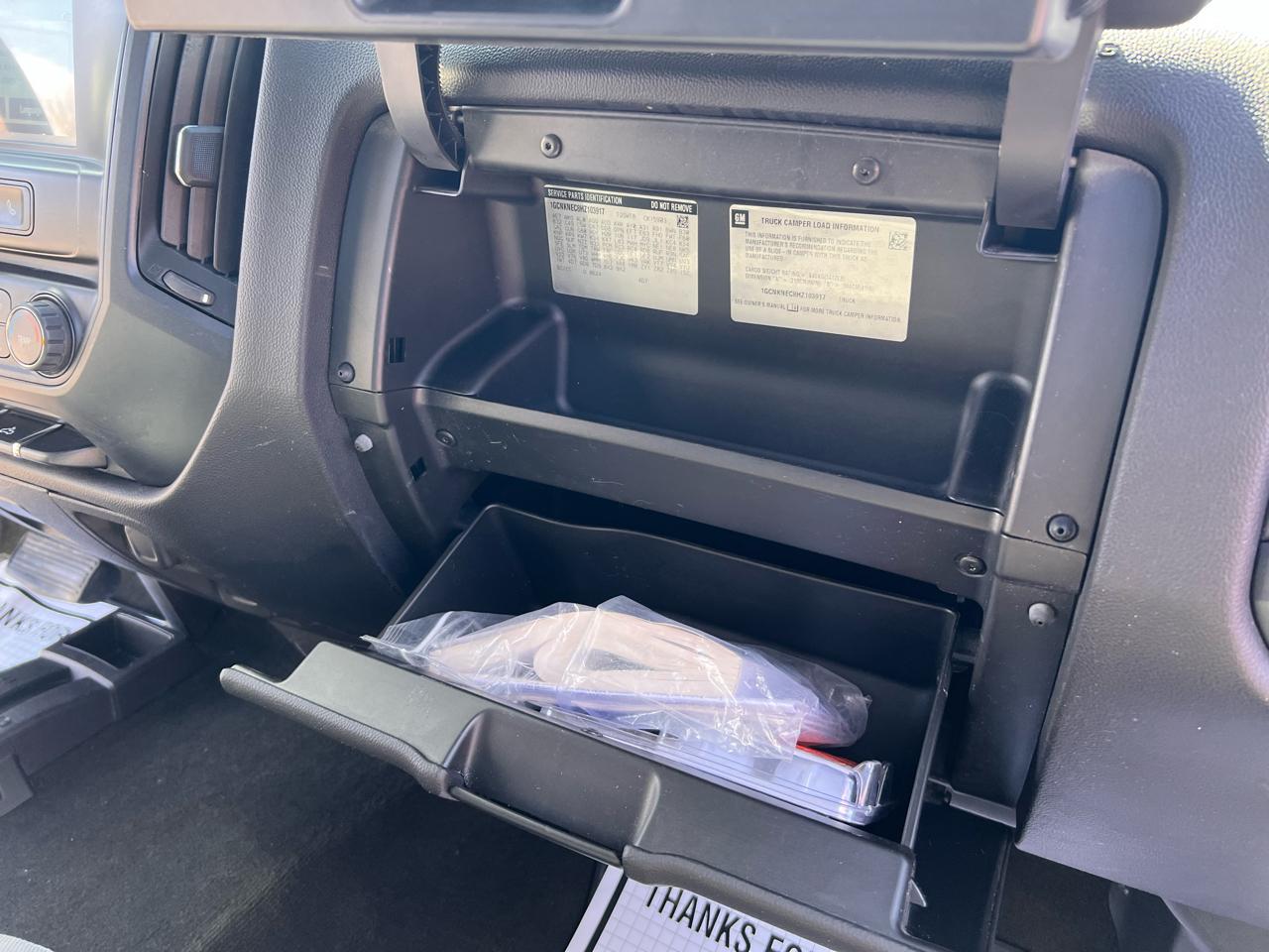 Chevrolet Silverado 1500 4WD Reg Cab 133.0" Work Truck 2017