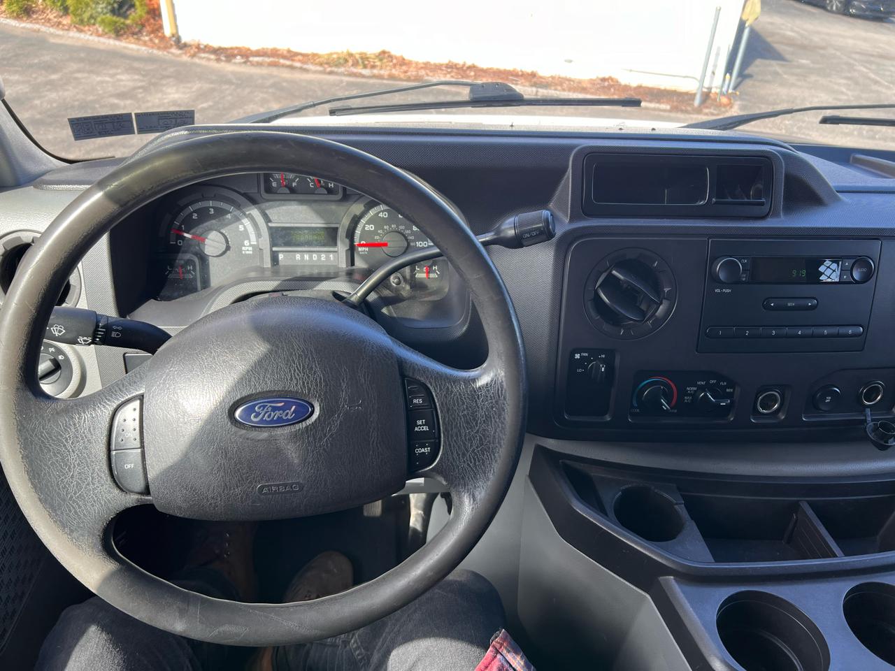 Ford Econoline Cargo Van E-150 Recreational 2011