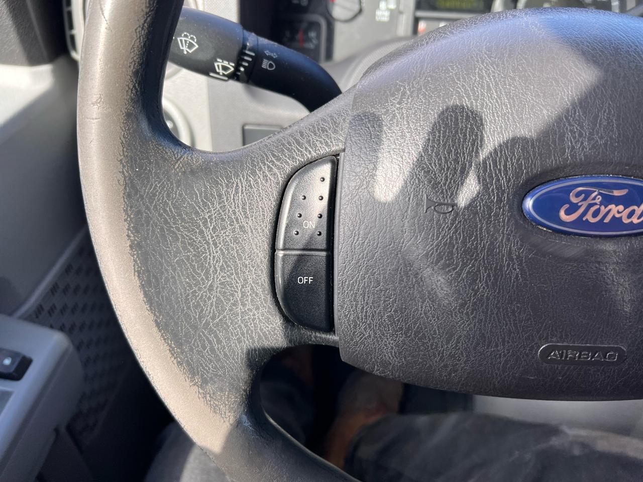 Ford Econoline Cargo Van E-150 Recreational 2011