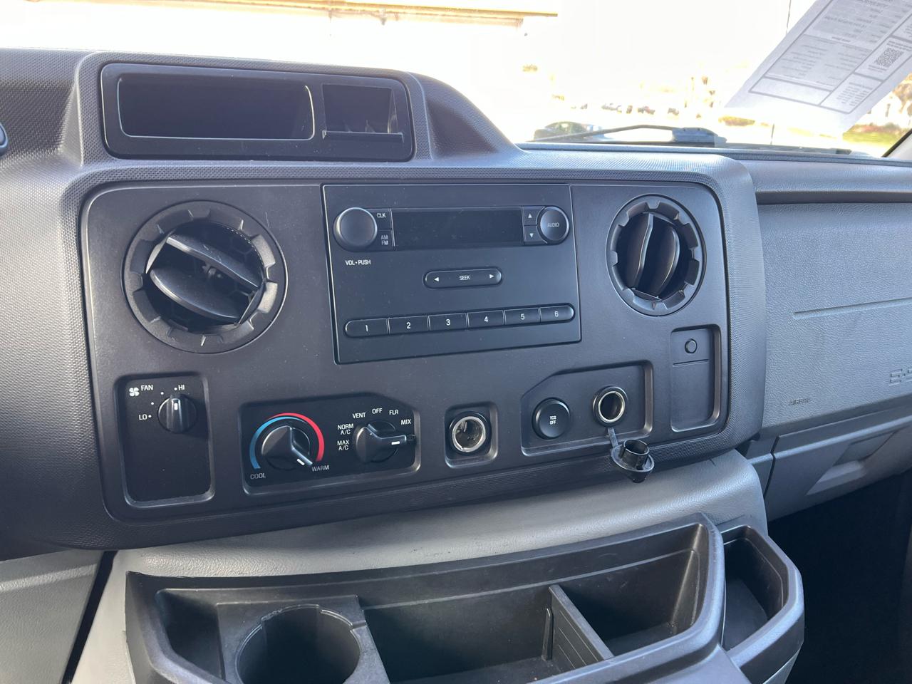 Ford Econoline Cargo Van E-150 Recreational 2011