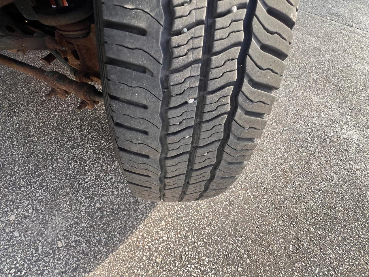 Ford Econoline Cargo Van E-150 Recreational 2011