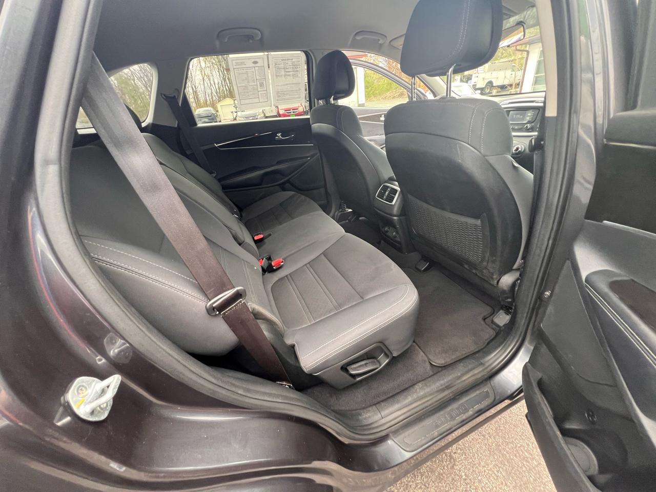 Kia Sorento AWD 4dr 2.4L LX 2016