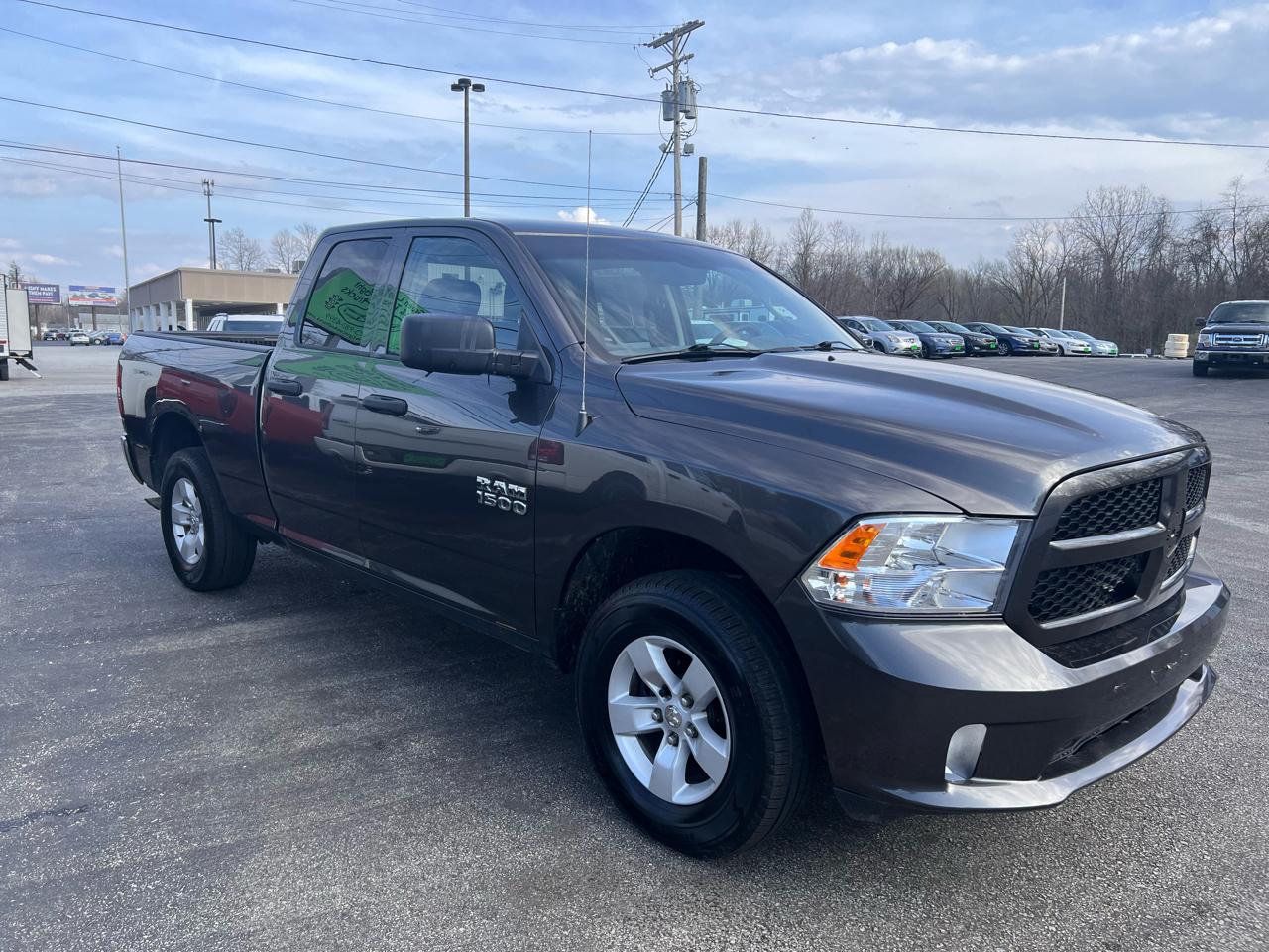 RAM 1500 Express 4x4 Quad Cab 6'4" Box 2018