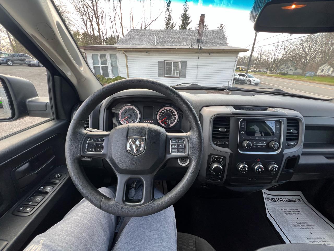 RAM 1500 Express 4x4 Quad Cab 6'4" Box 2018