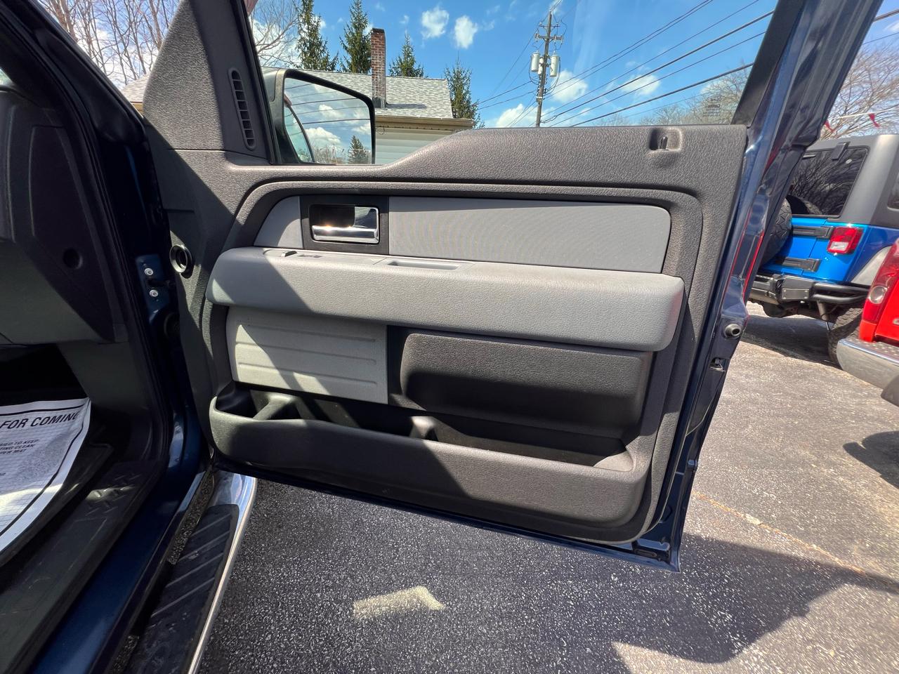 Ford F-150 4WD SuperCrew 145" King Ranch 2013