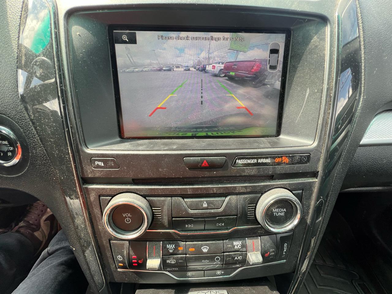 Ford Explorer 4WD 4dr XLT 2016