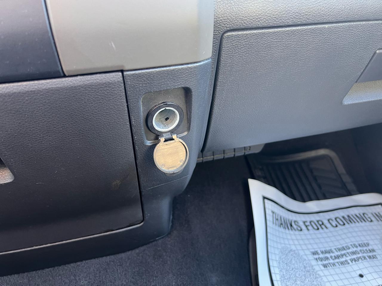 RAM 1500 4WD Quad Cab 140.5" Express 2012