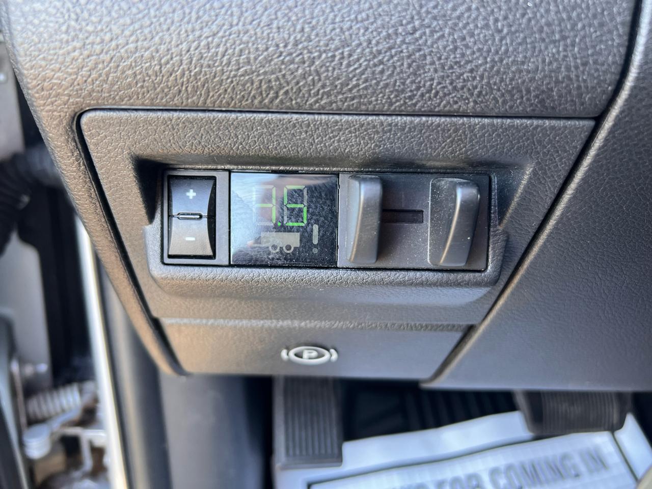 RAM 1500 4WD Quad Cab 140.5" Express 2012