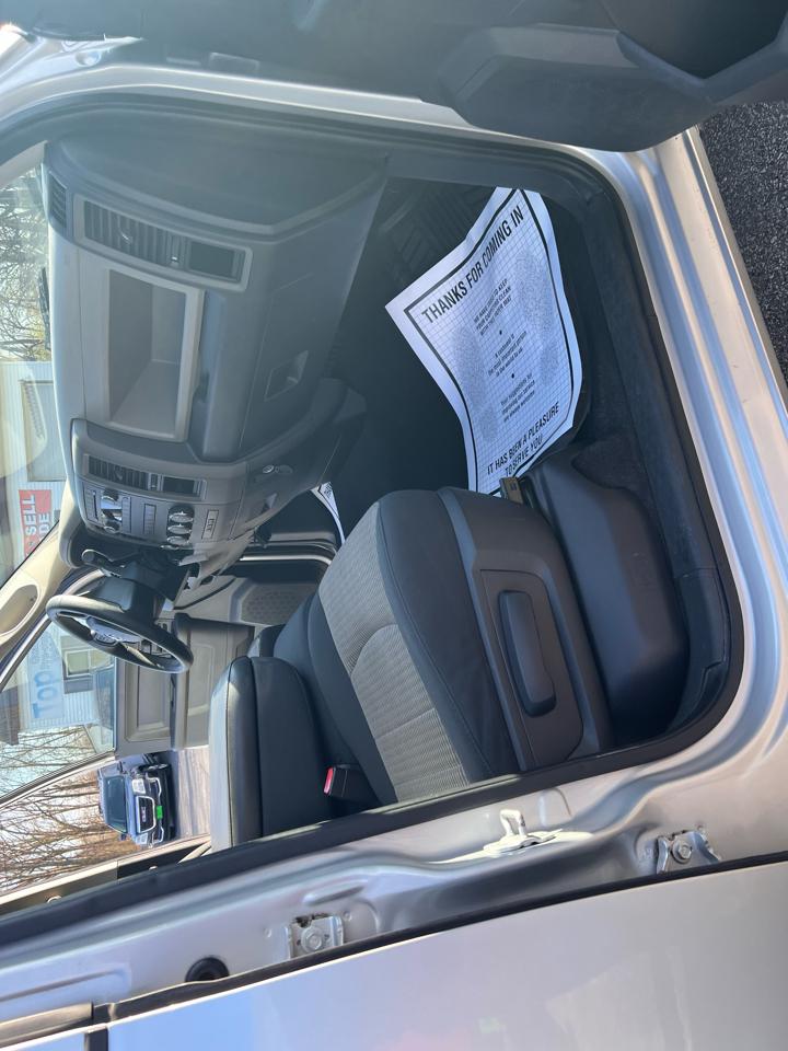 RAM 1500 4WD Quad Cab 140.5" Express 2012