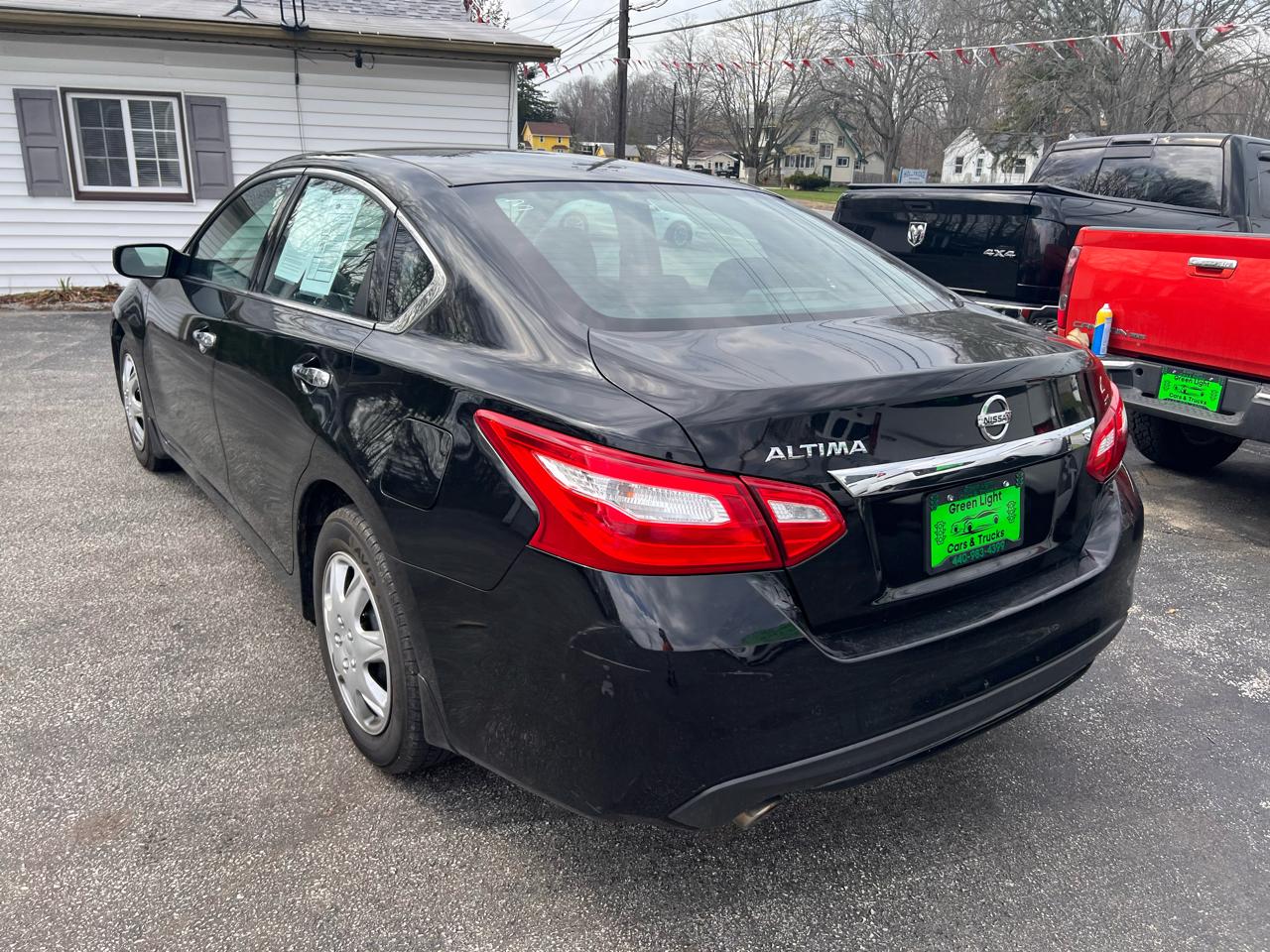 Nissan Altima 2.5 S Sedan 2017