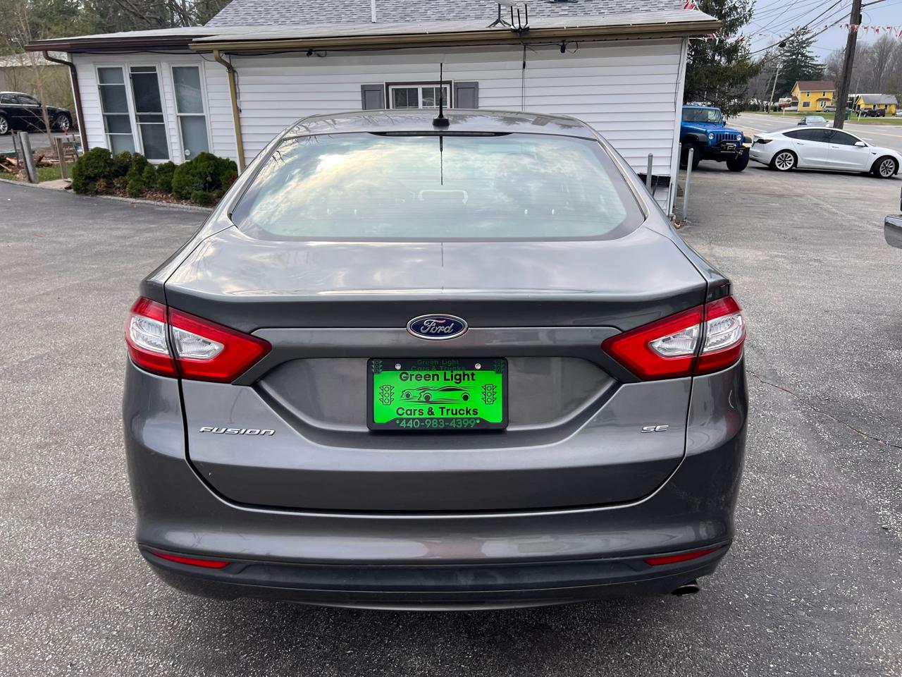 Ford Fusion 4dr Sdn SE FWD 2014