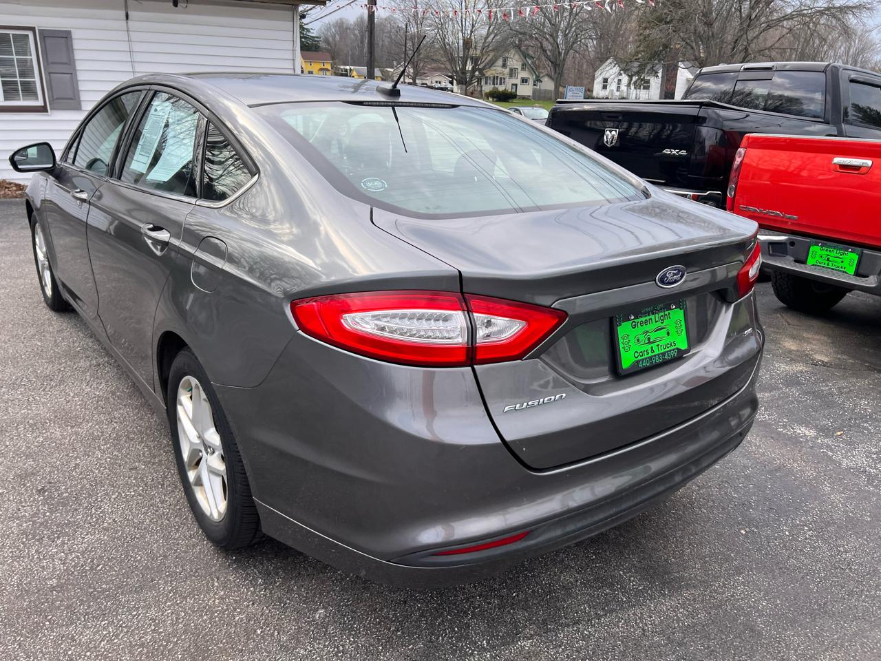 Ford Fusion 4dr Sdn SE FWD 2014