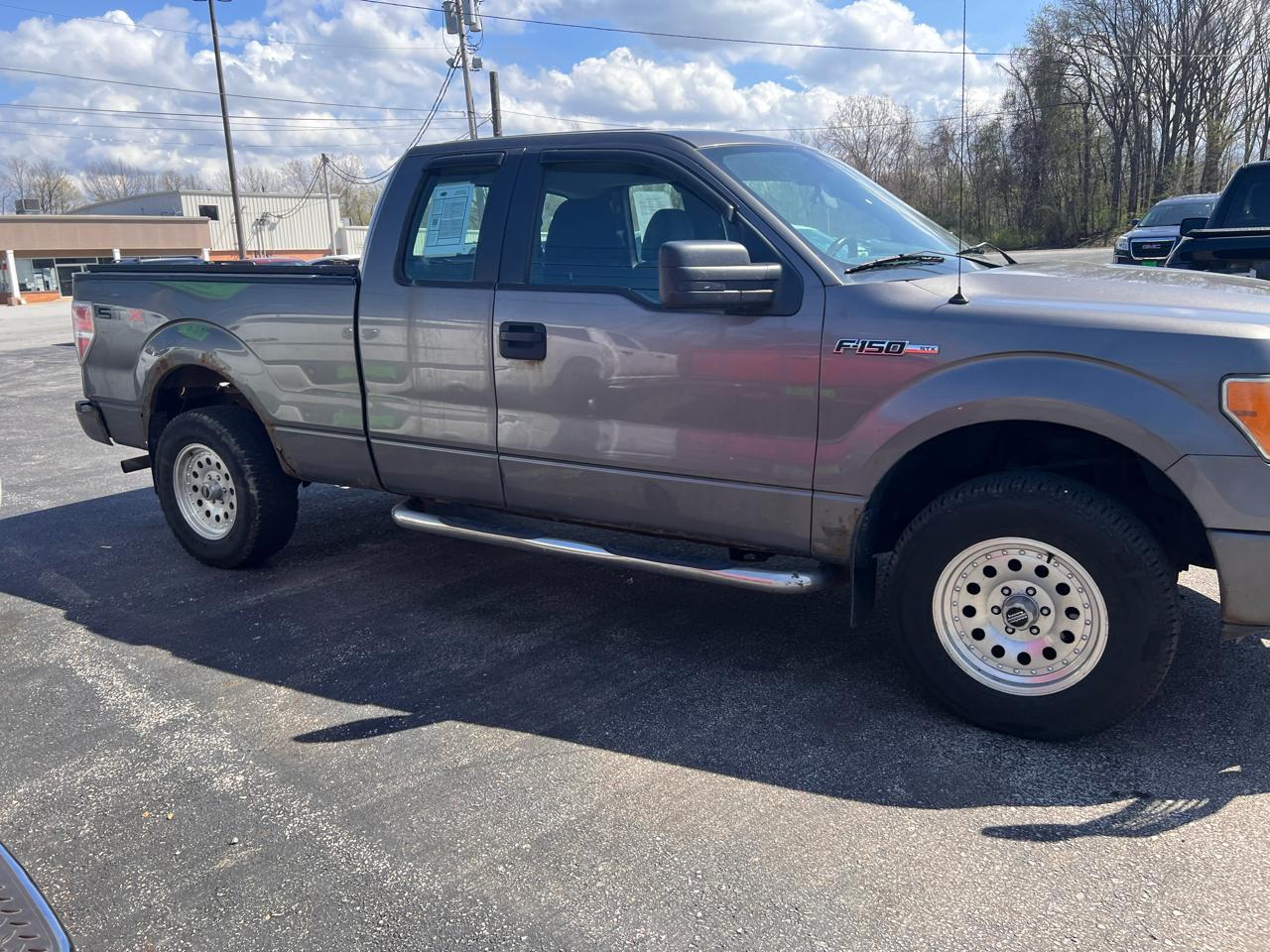 Ford F-150 4WD SuperCab 145" XLT 2011