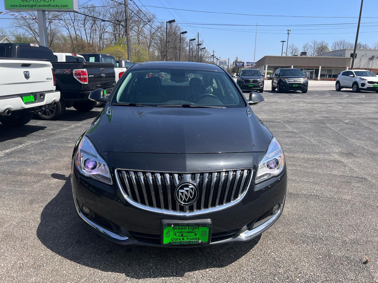 Buick Regal 4dr Sdn Premium II AWD 2016