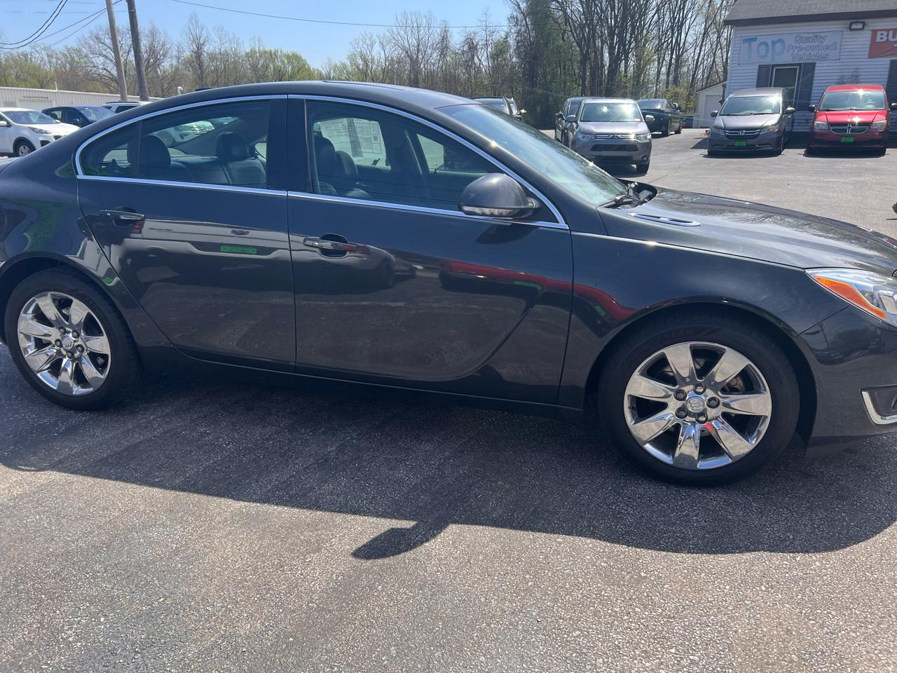 Buick Regal 4dr Sdn Premium II AWD 2016