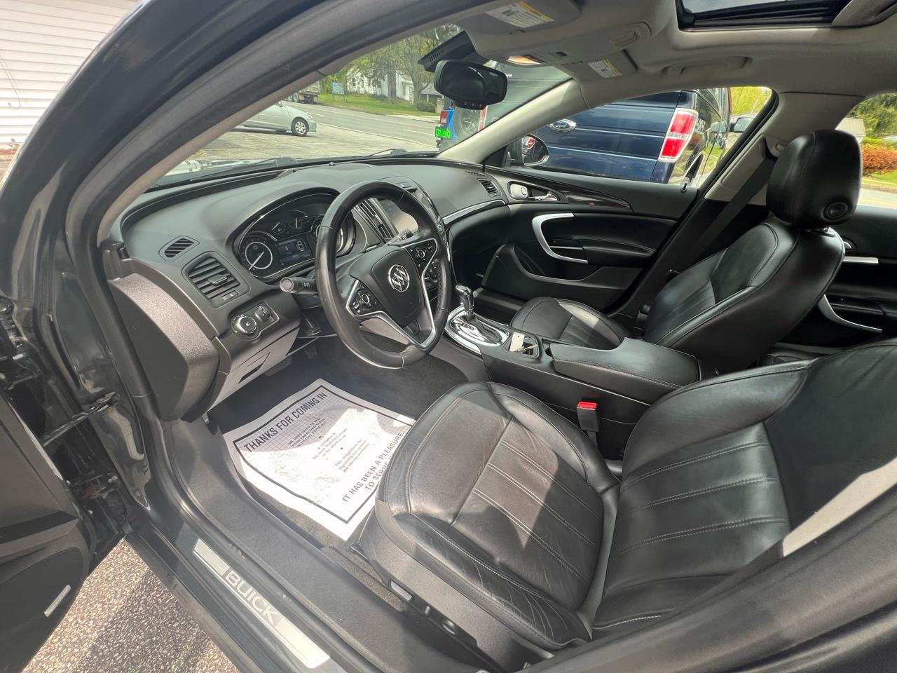 Buick Regal 4dr Sdn Premium II AWD 2016