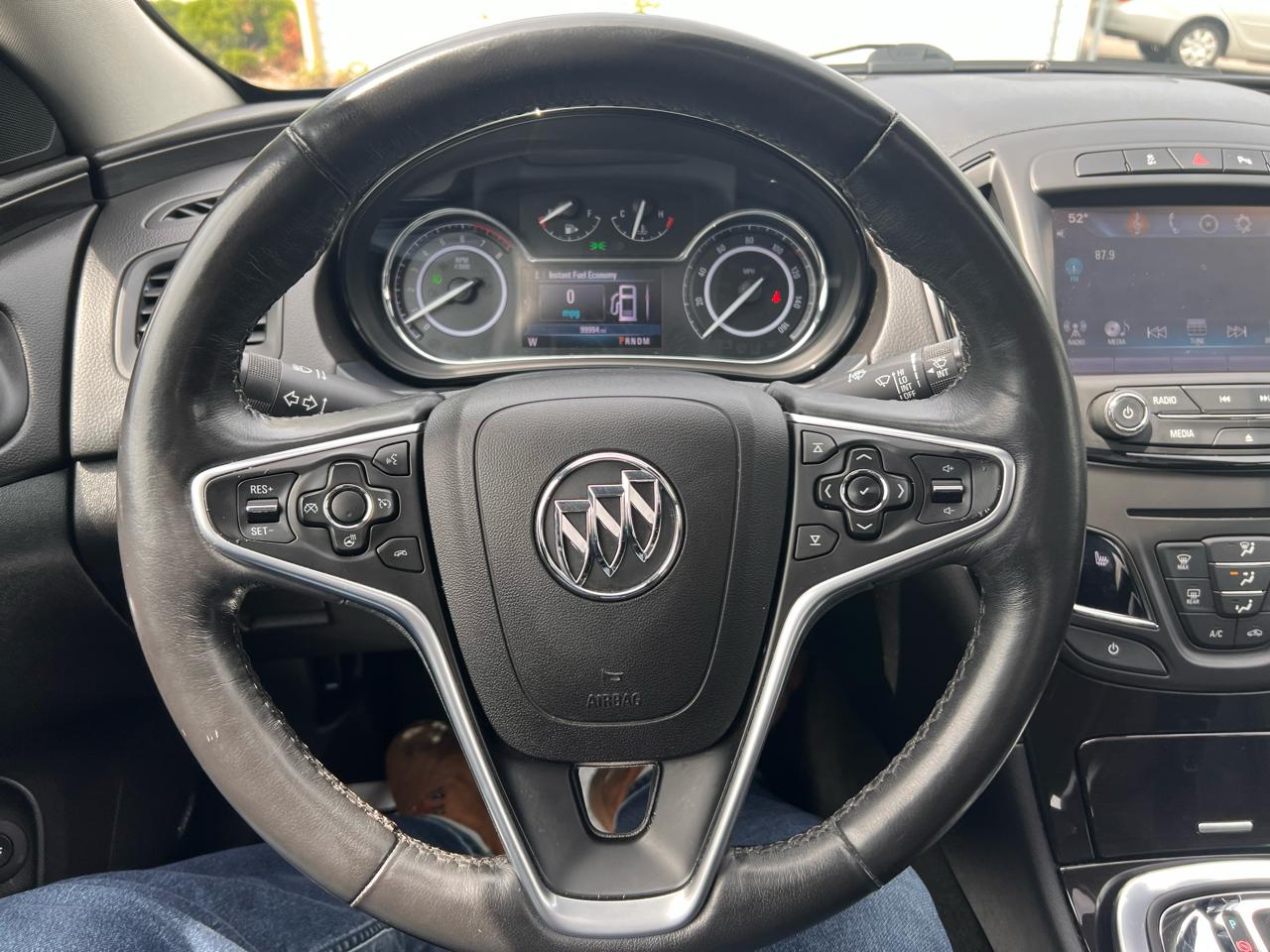 Buick Regal 4dr Sdn Premium II AWD 2016