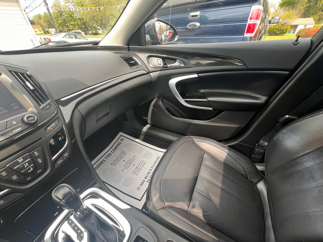Buick Regal 4dr Sdn Premium II AWD 2016