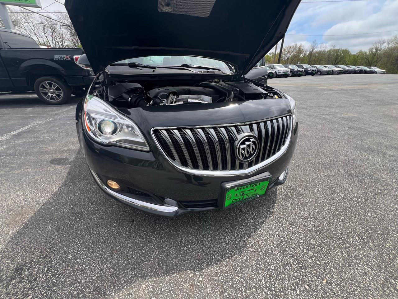 Buick Regal 4dr Sdn Premium II AWD 2016