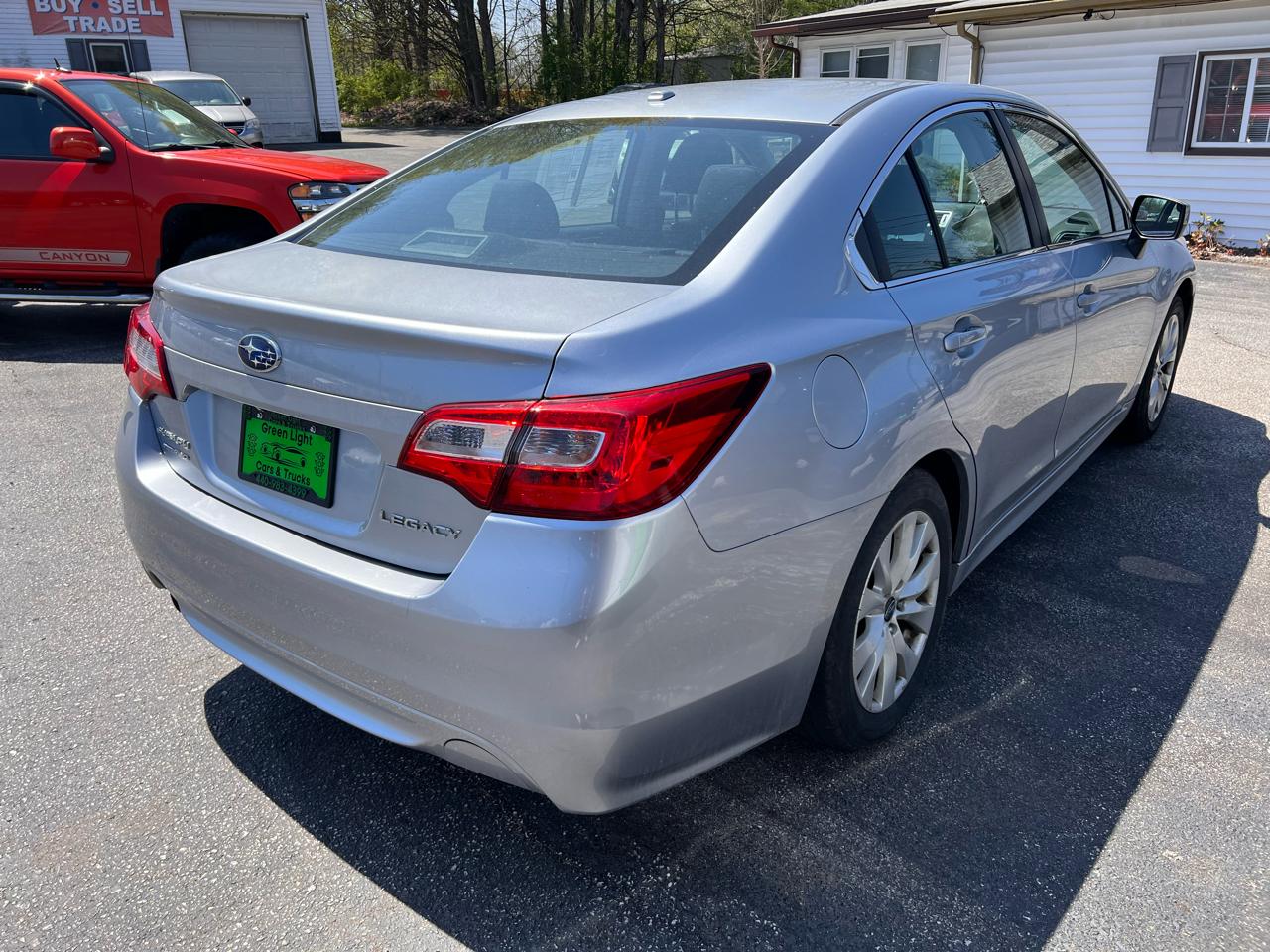 Subaru Legacy 4dr Sdn 2.5i Premium 2015