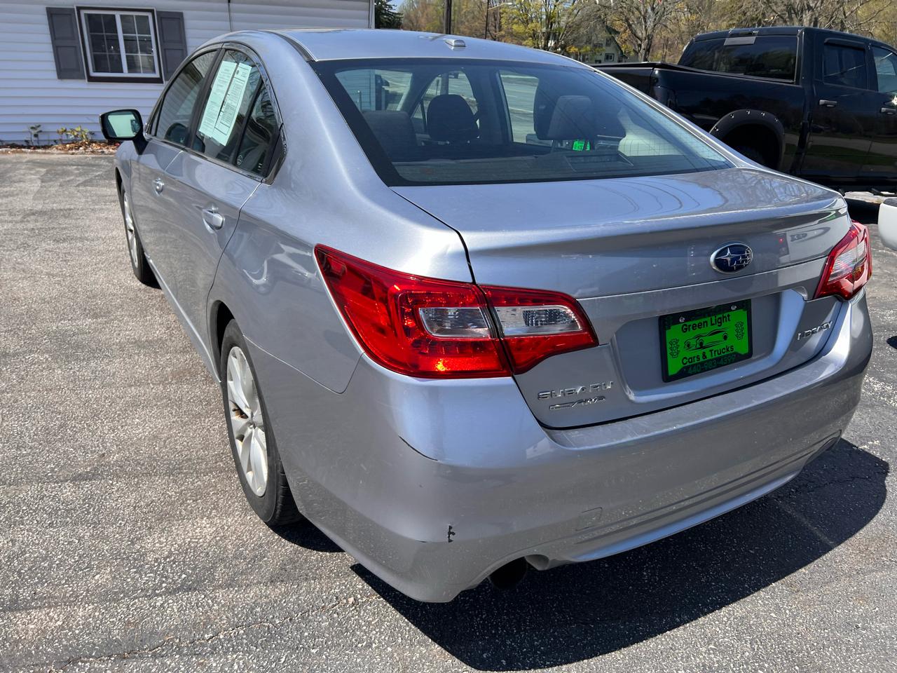 Subaru Legacy 4dr Sdn 2.5i Premium 2015