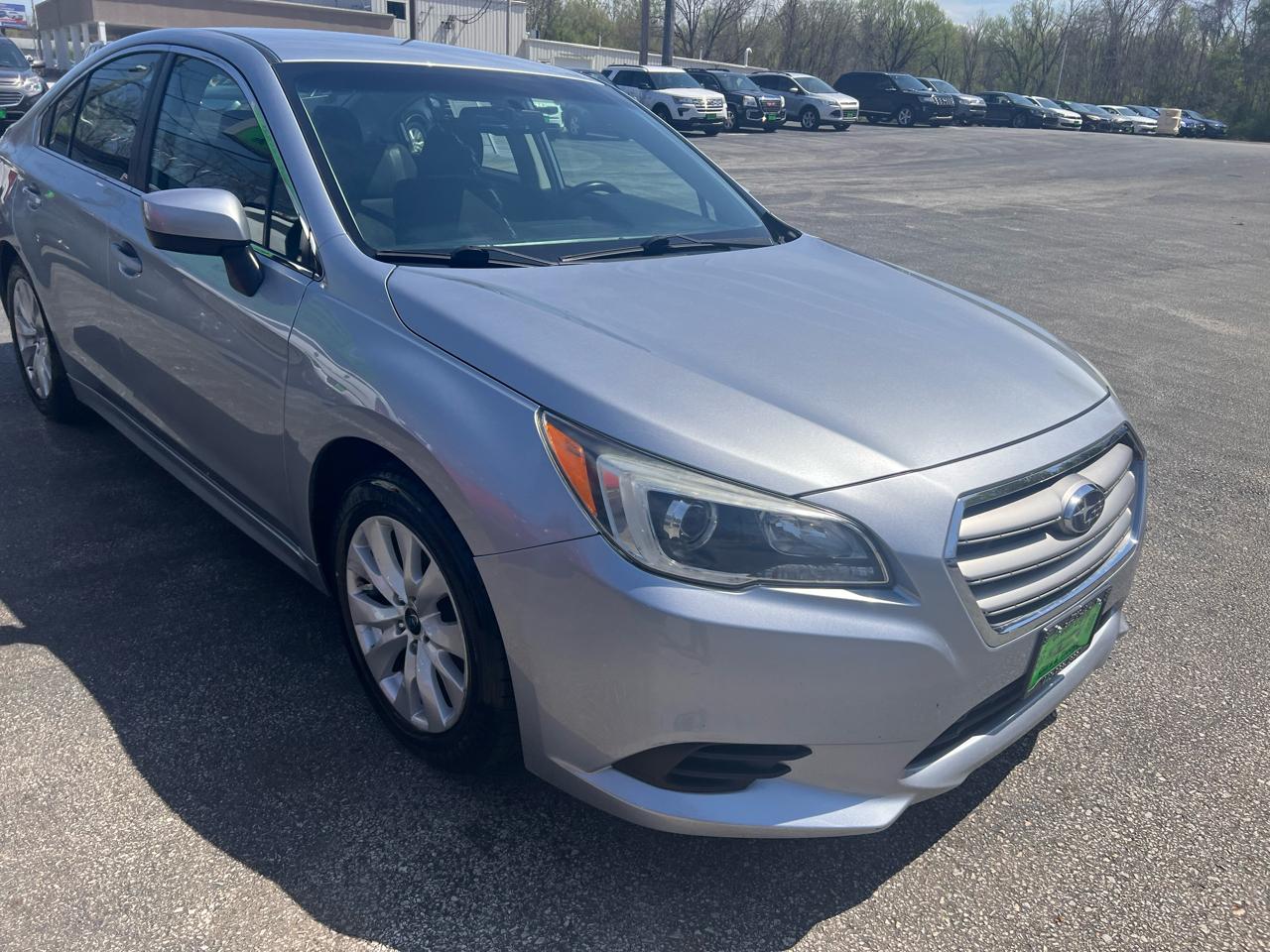 Subaru Legacy 4dr Sdn 2.5i Premium 2015