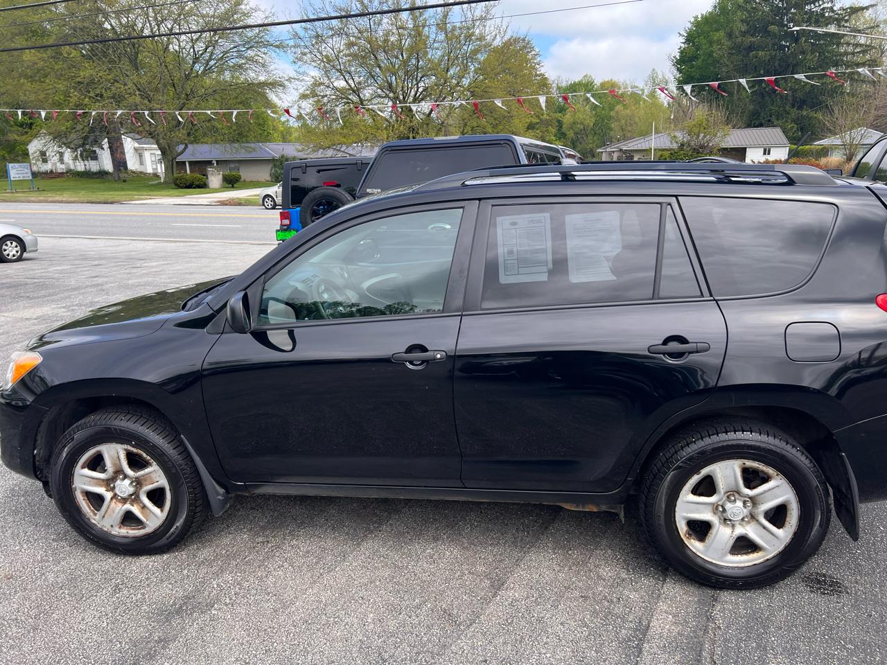 Toyota RAV4 4WD 4dr 4-cyl 4-Spd AT (Natl) 2011