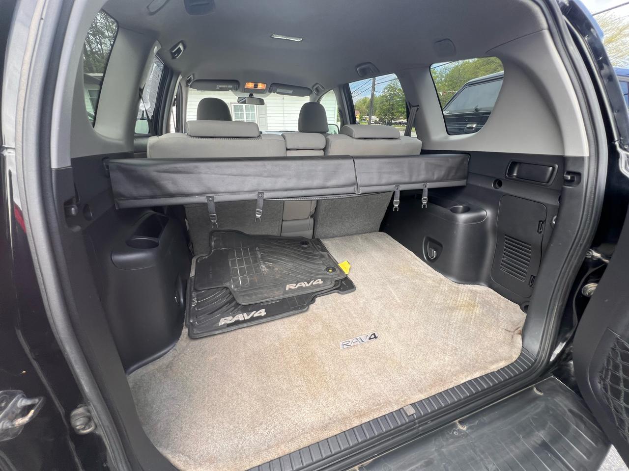 Toyota RAV4 4WD 4dr 4-cyl 4-Spd AT (Natl) 2011