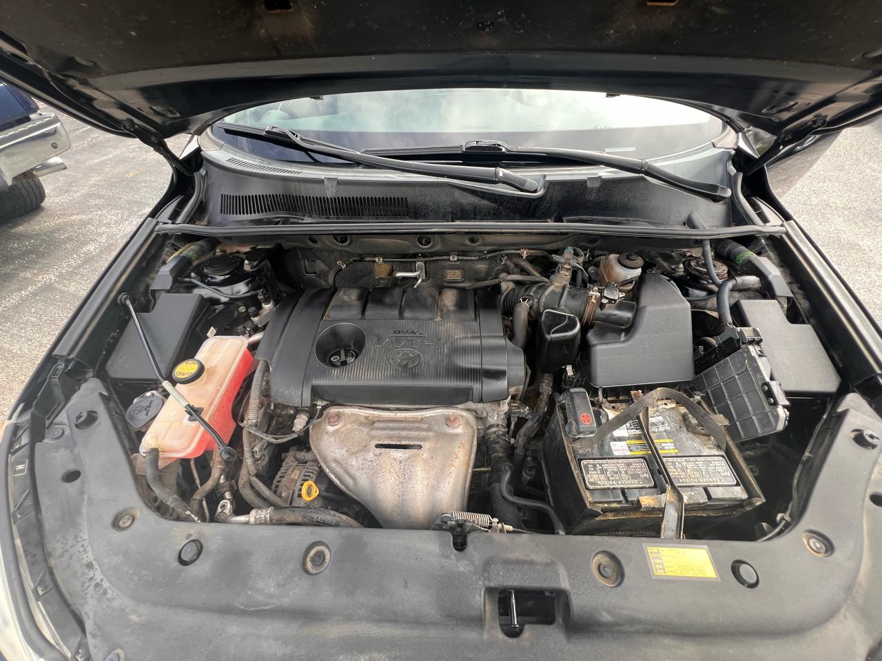 Toyota RAV4 4WD 4dr 4-cyl 4-Spd AT (Natl) 2011