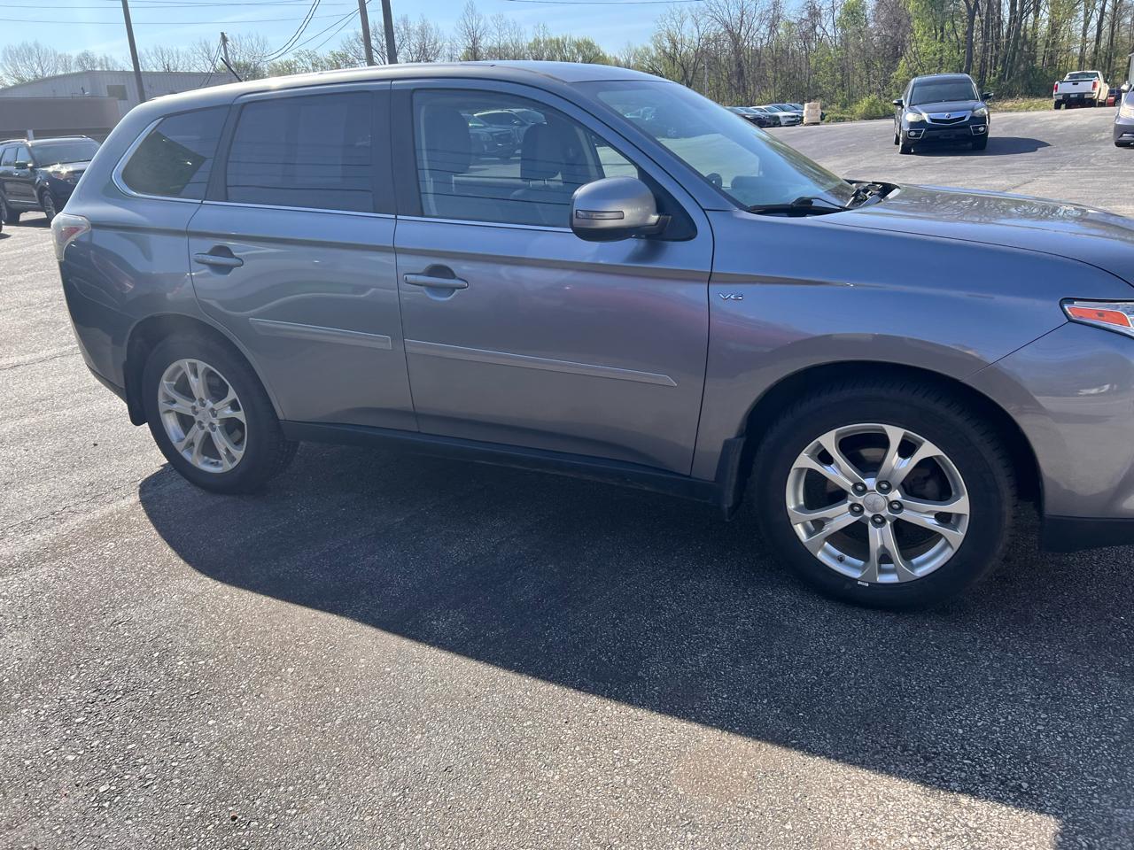 Mitsubishi Outlander 4WD 4dr GT 2014