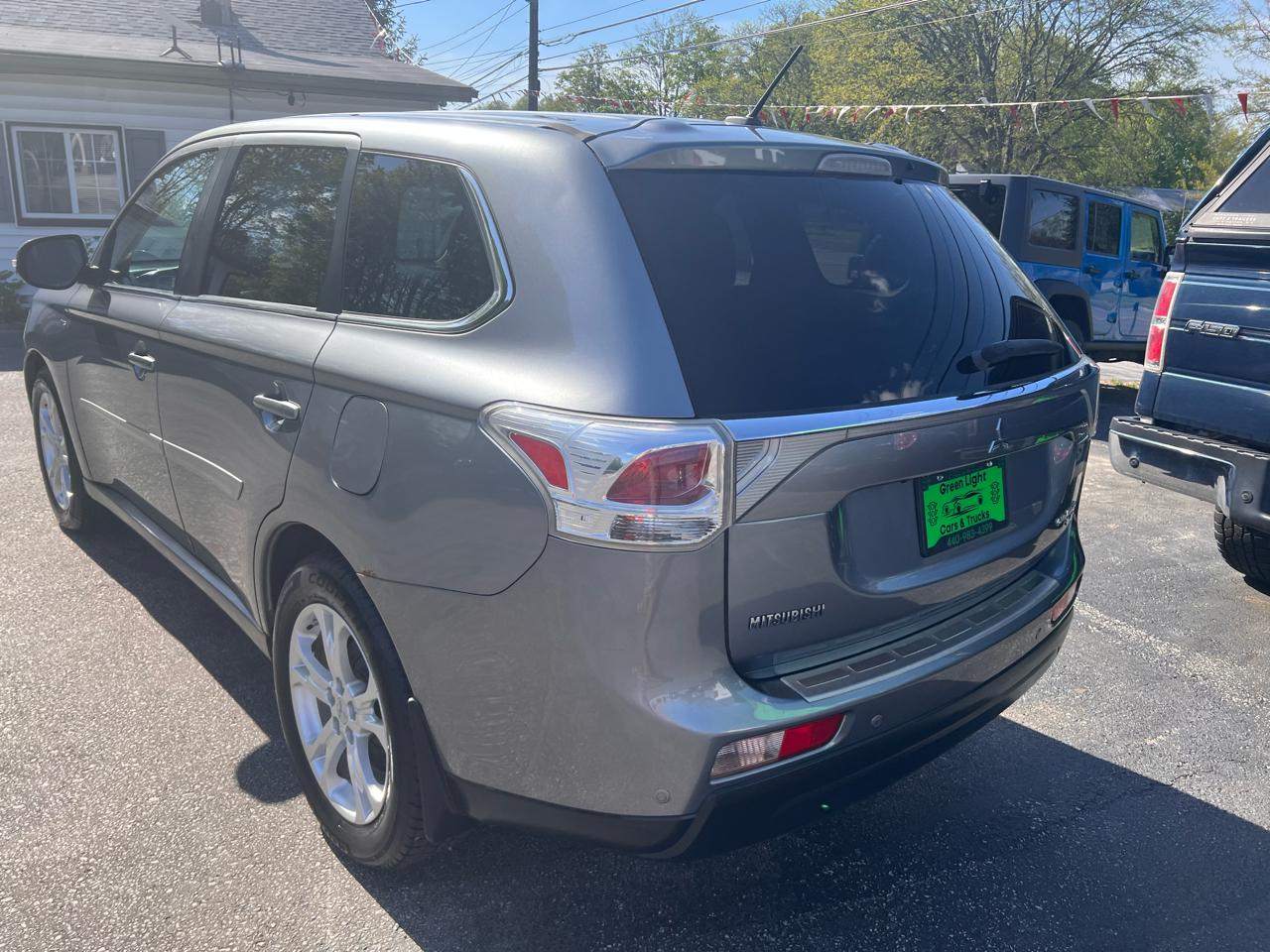 Mitsubishi Outlander 4WD 4dr GT 2014