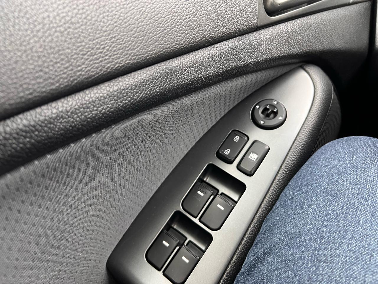Kia Optima 4dr Sdn LX 2015