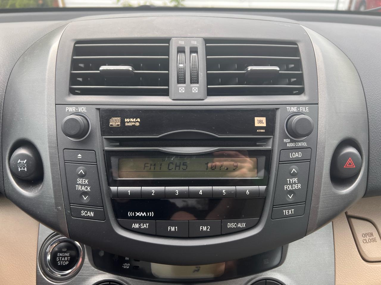 Toyota RAV4 4WD 4dr V6 5-Spd AT Ltd (Natl) 2011