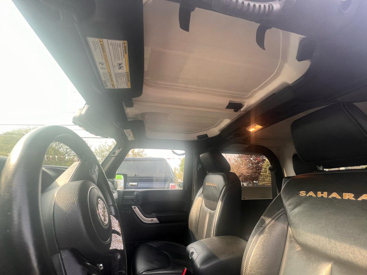 Jeep Wrangler 4WD 2dr Sahara 2015