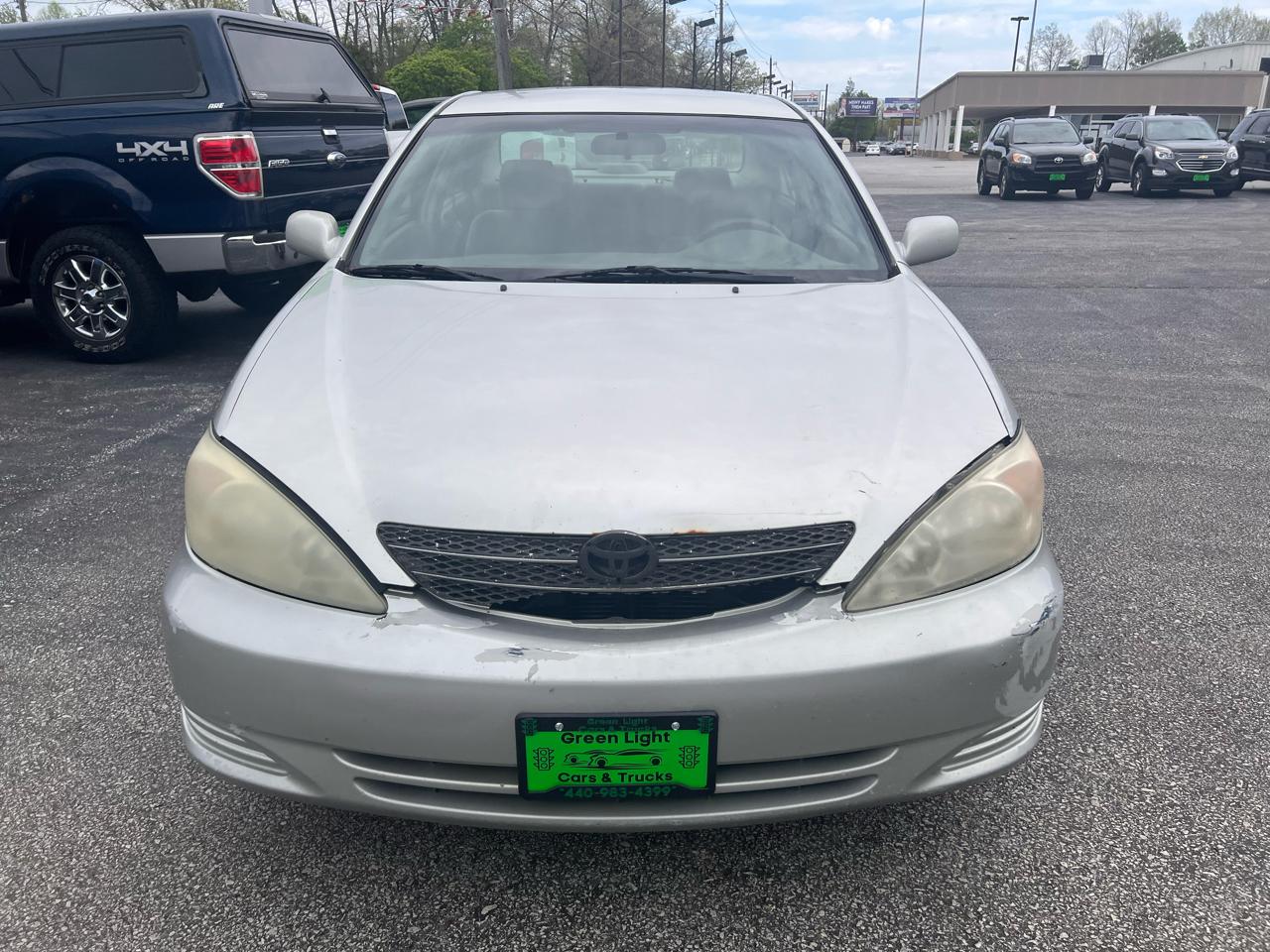 Toyota Camry 4dr Sdn XLE Auto (Natl) 2004