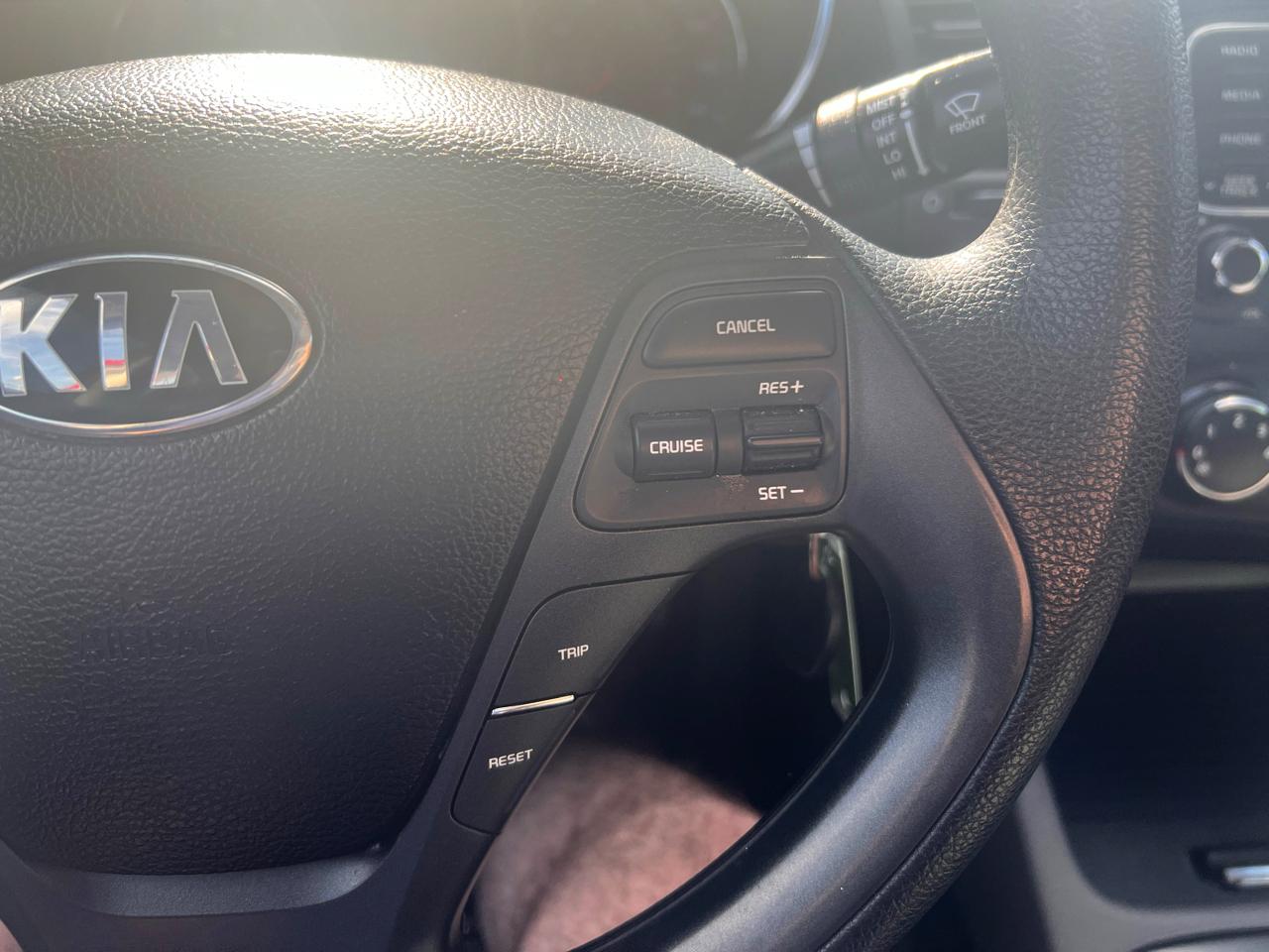 Kia Forte 4dr Sdn Auto LX 2014