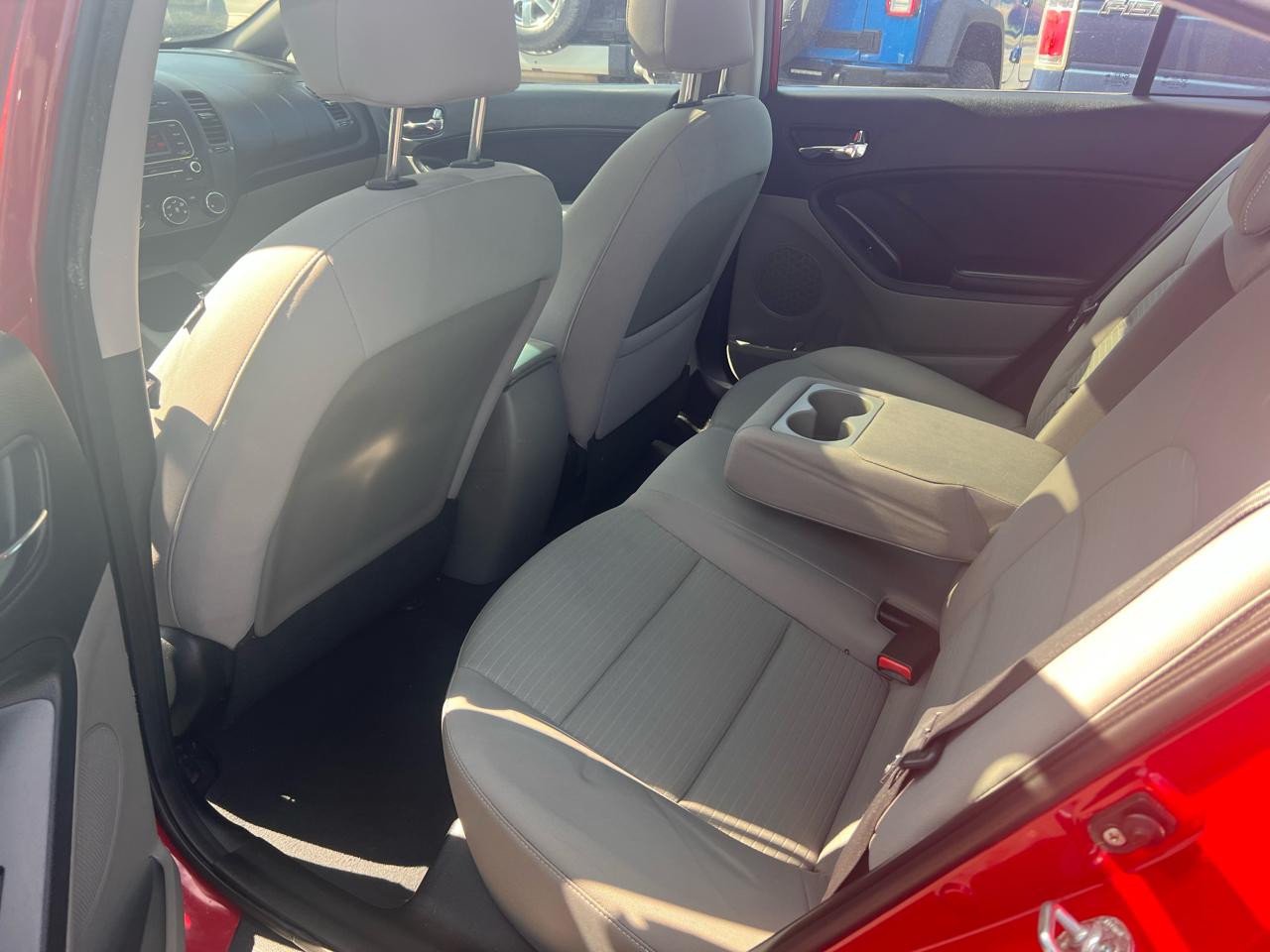 Kia Forte 4dr Sdn Auto LX 2014