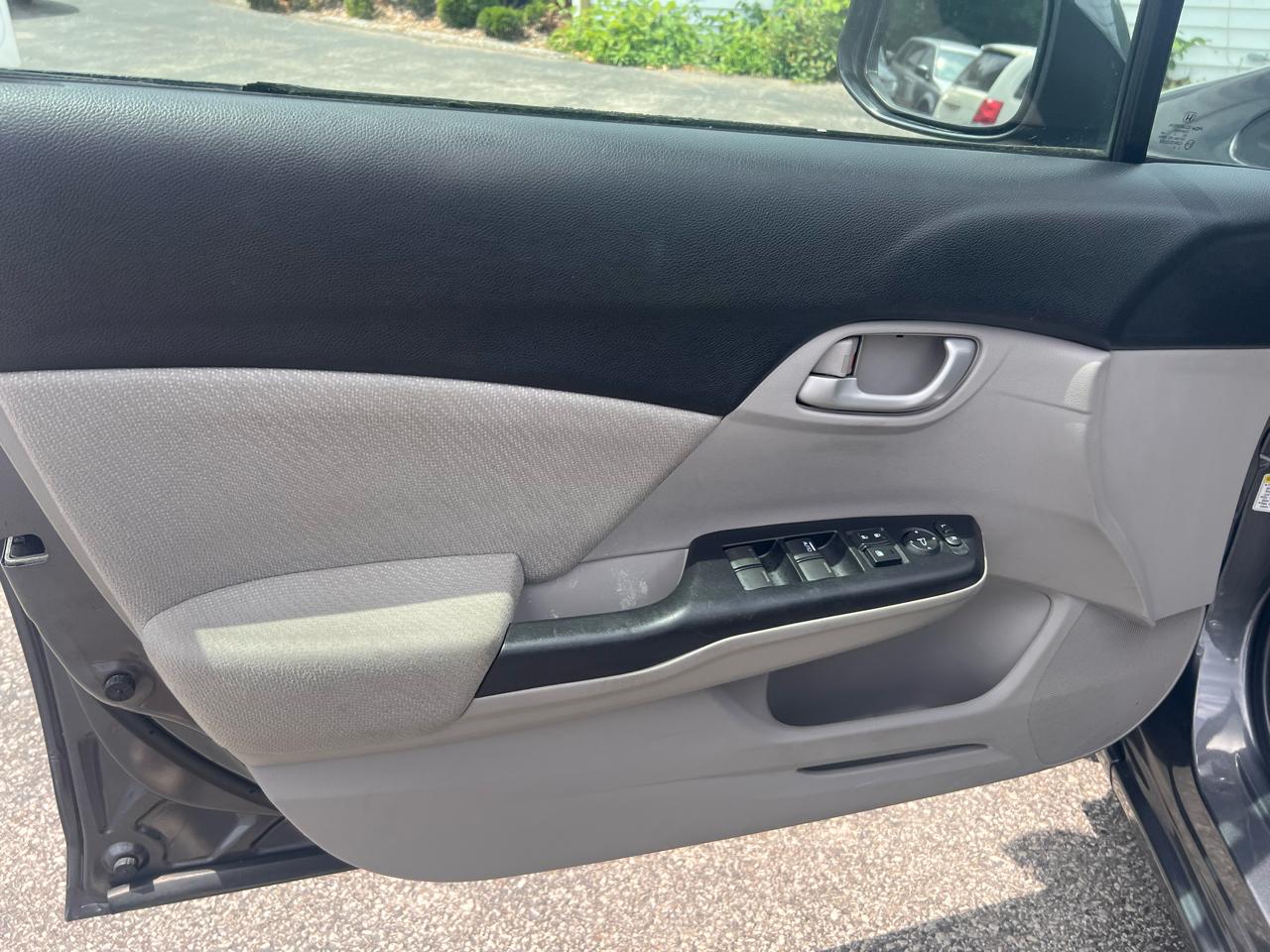 Honda Civic Sdn 4dr Auto LX 2013