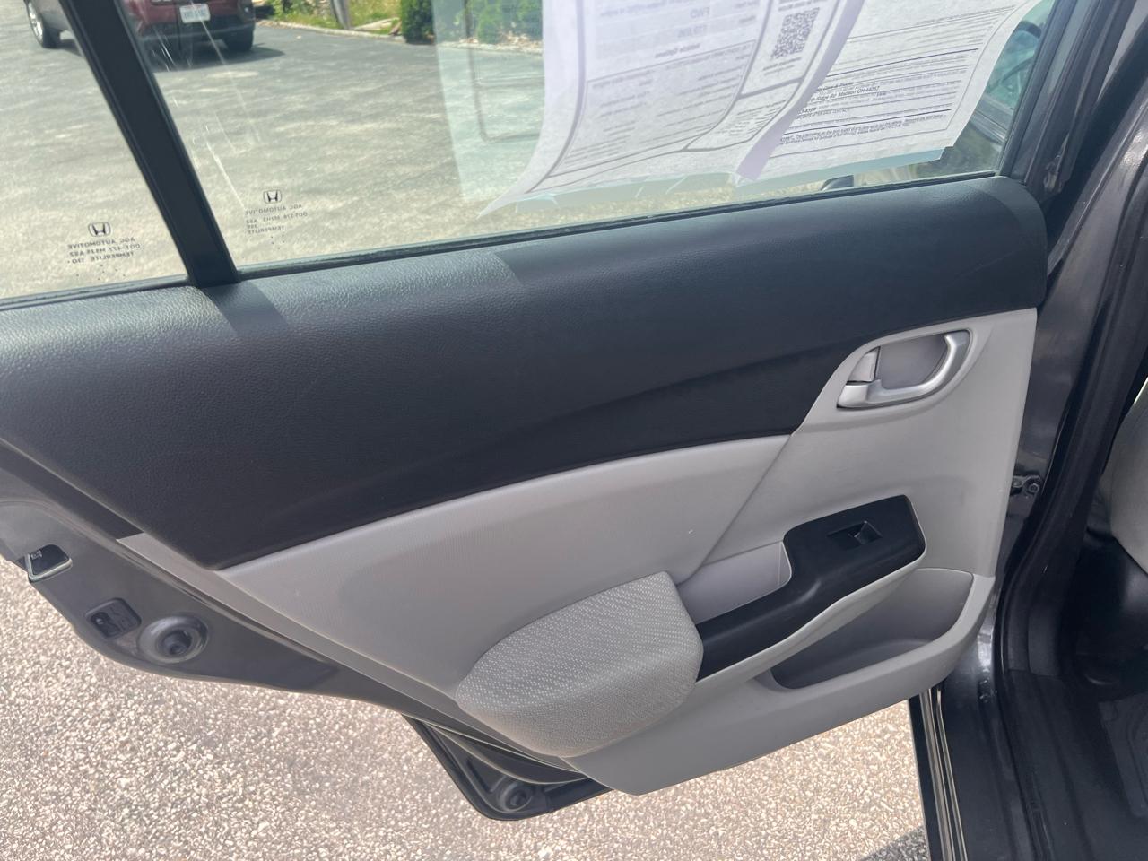 Honda Civic Sdn 4dr Auto LX 2013