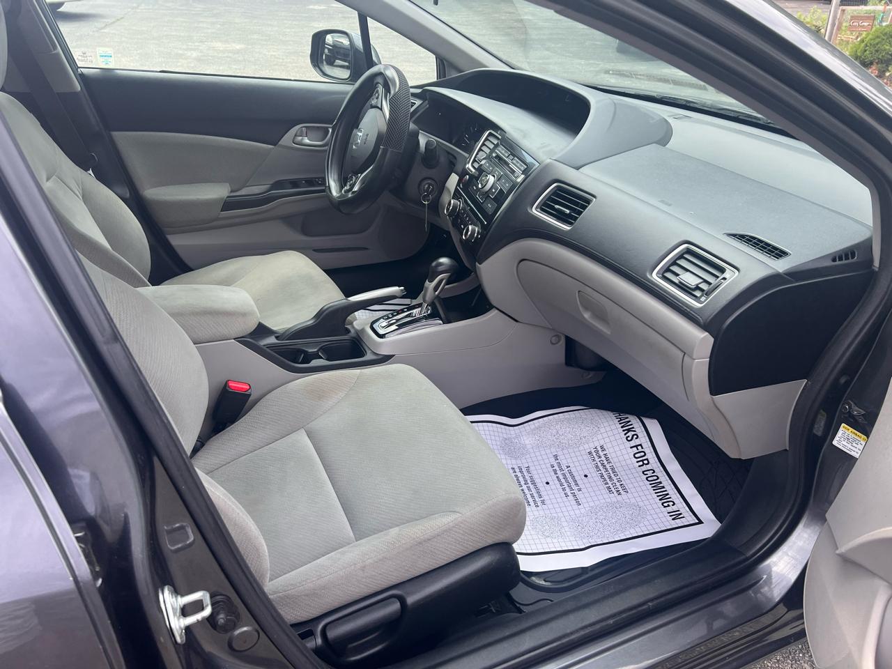 Honda Civic Sdn 4dr Auto LX 2013
