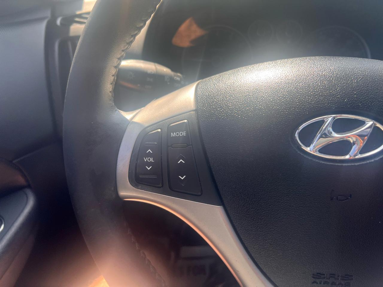 Hyundai Elantra Touring 4dr Wgn Auto SE 2012