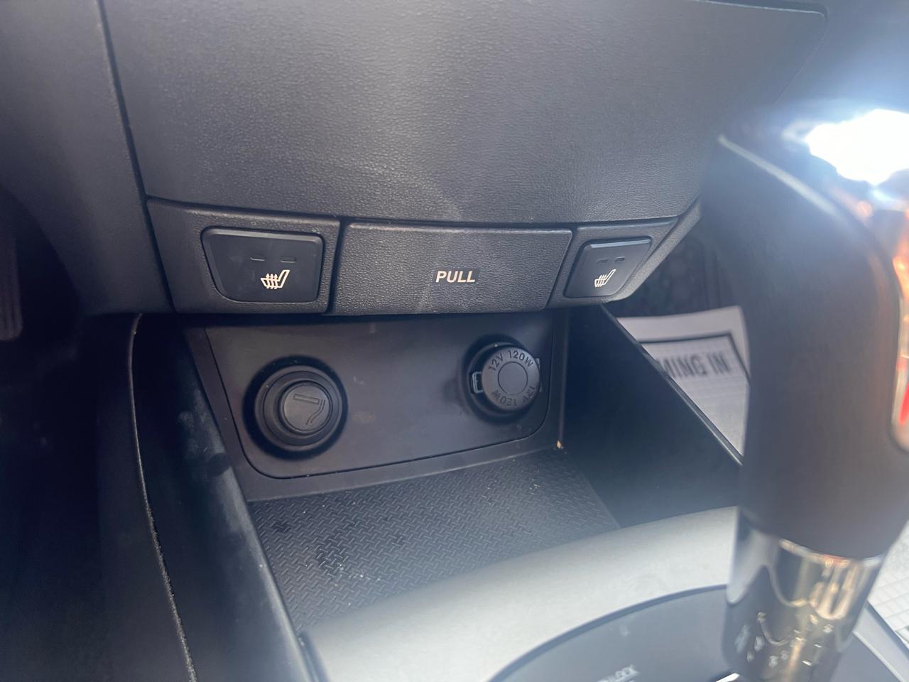 Hyundai Elantra Touring 4dr Wgn Auto SE 2012
