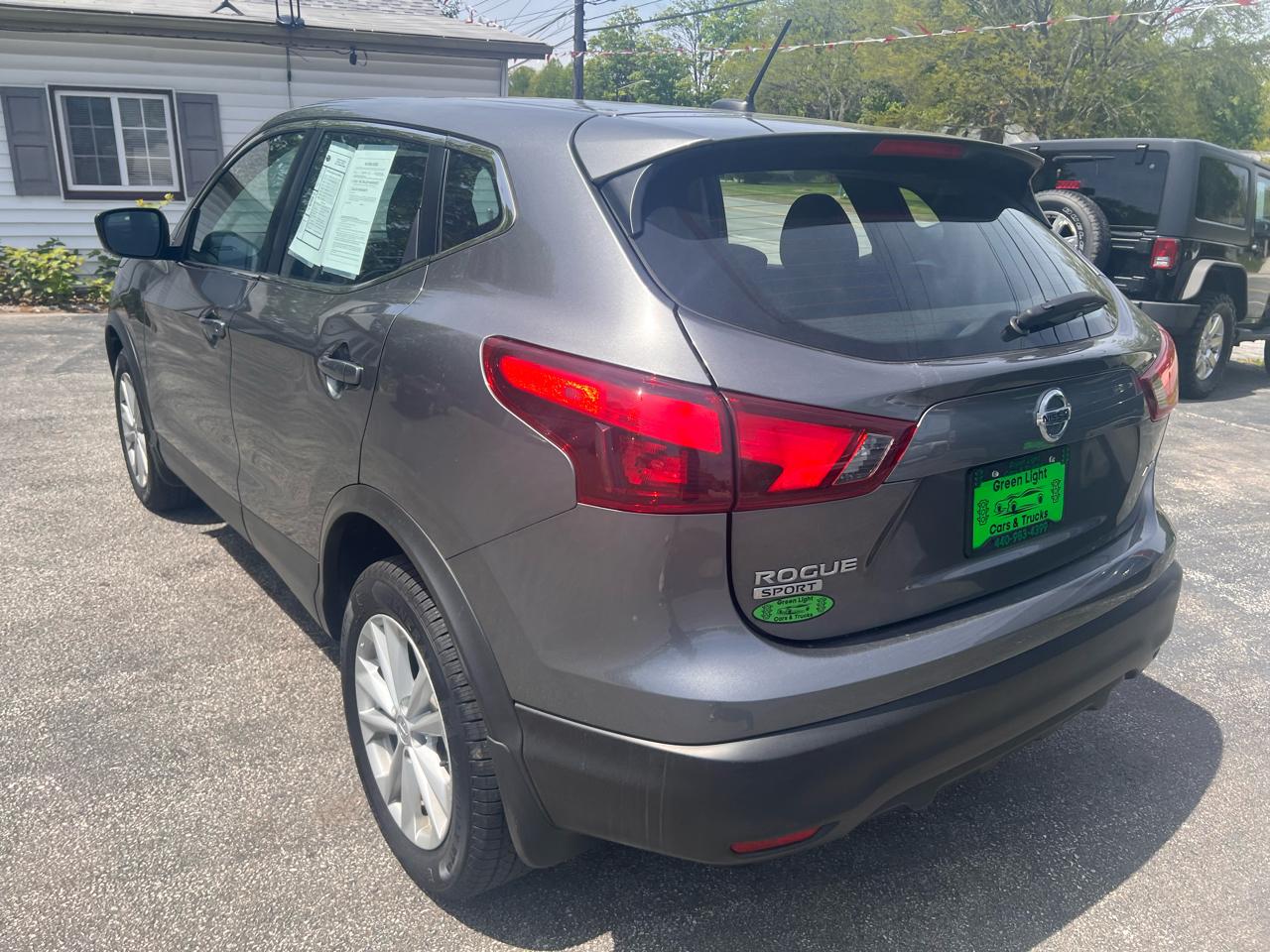 Nissan Rogue Sport AWD S 2017