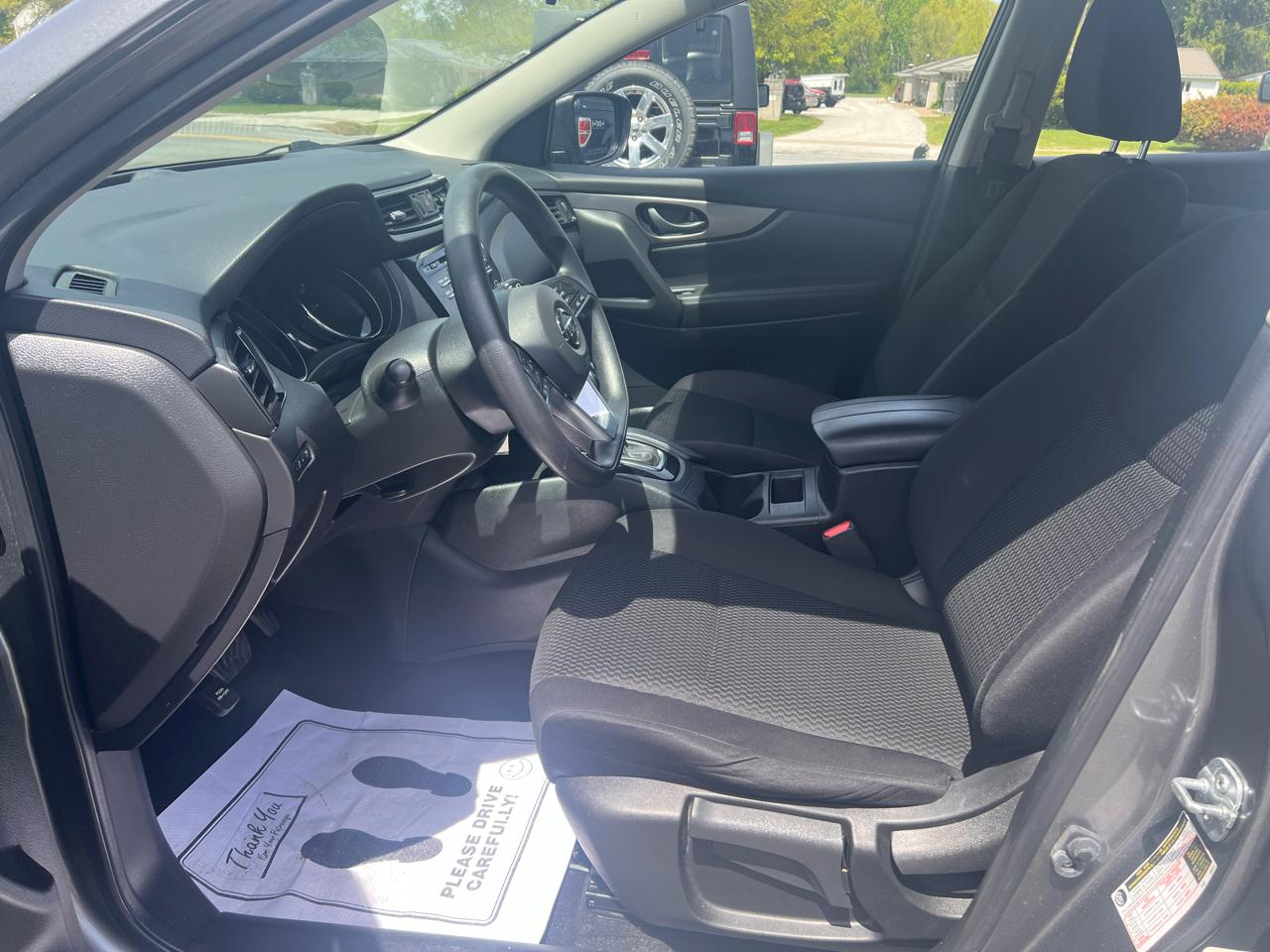 Nissan Rogue Sport AWD S 2017