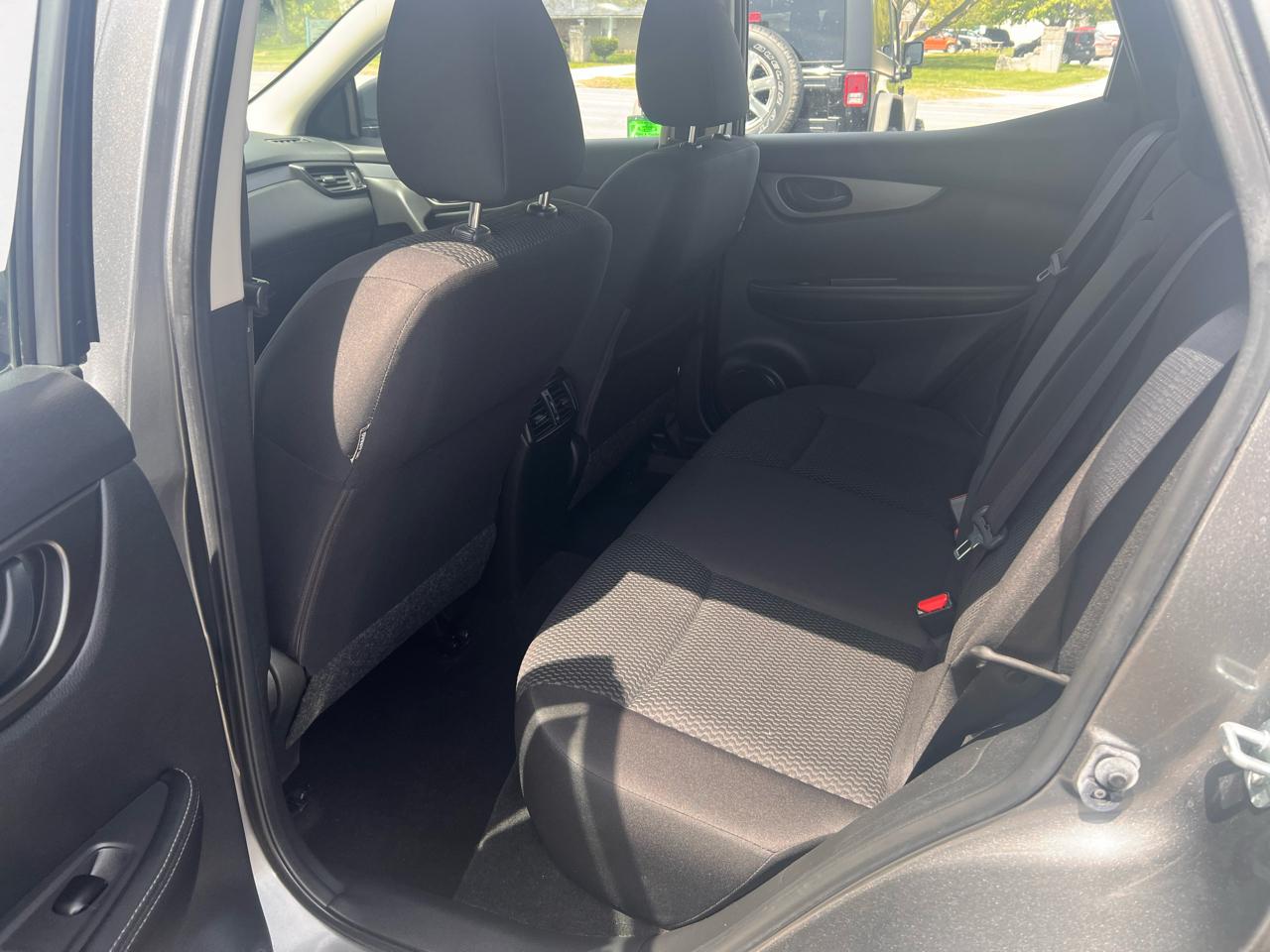 Nissan Rogue Sport AWD S 2017