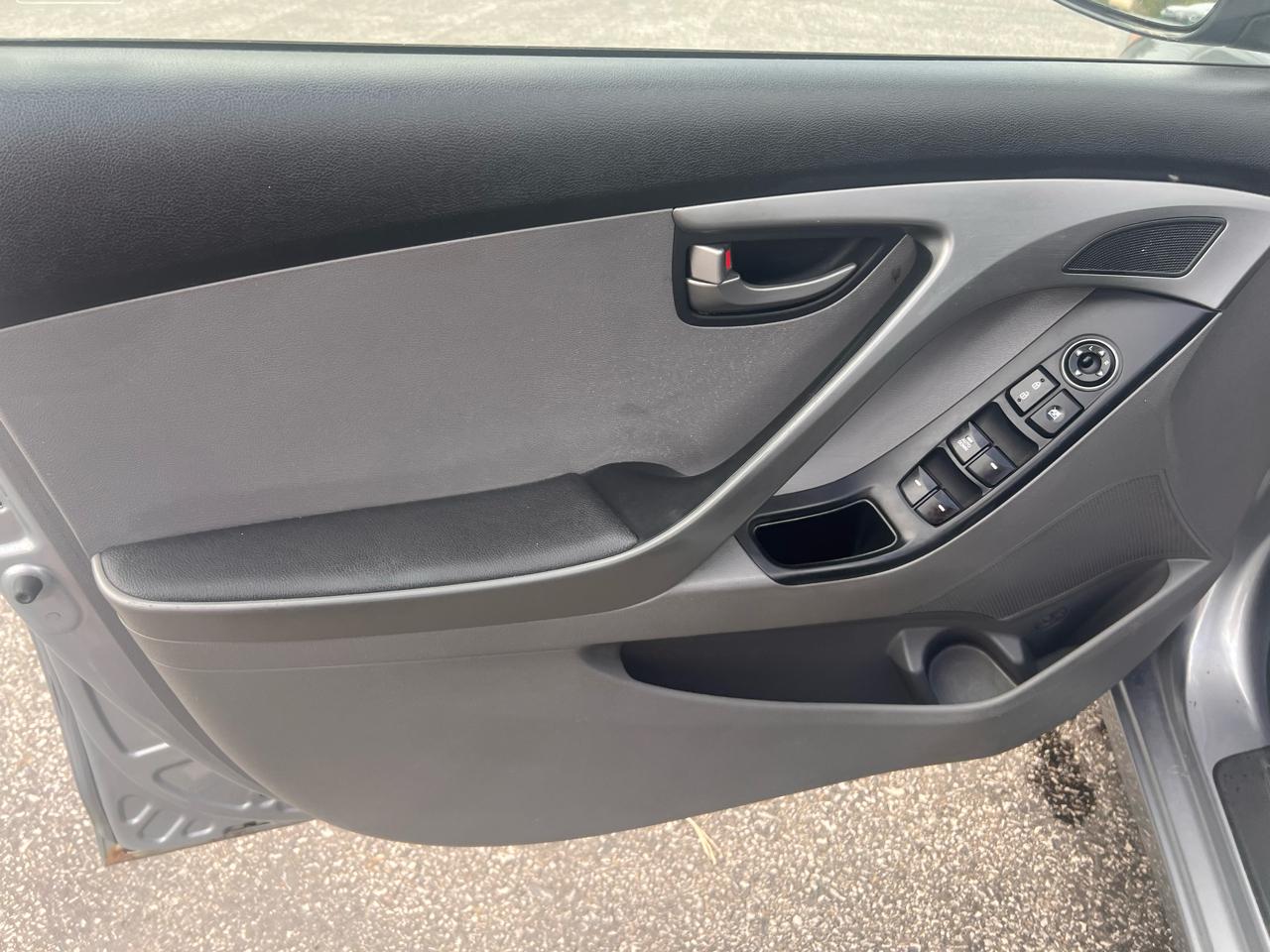 Hyundai Elantra 4dr Sdn Auto SE (Alabama Plant) 2016